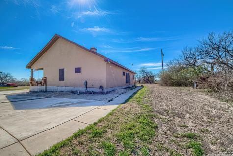 6197 Pfeil Road Schertz TX 78154