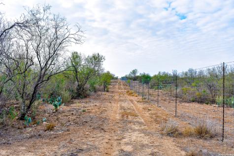 000 Easement Road Laredo TX 78045