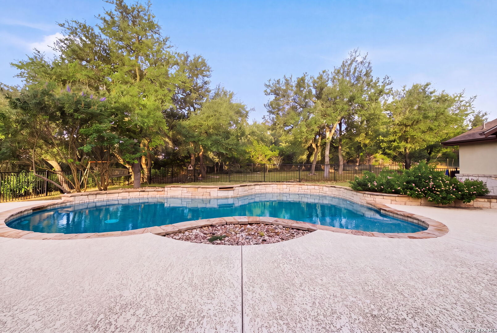 271 Rollin N Ranch Road Blanco TX 78606