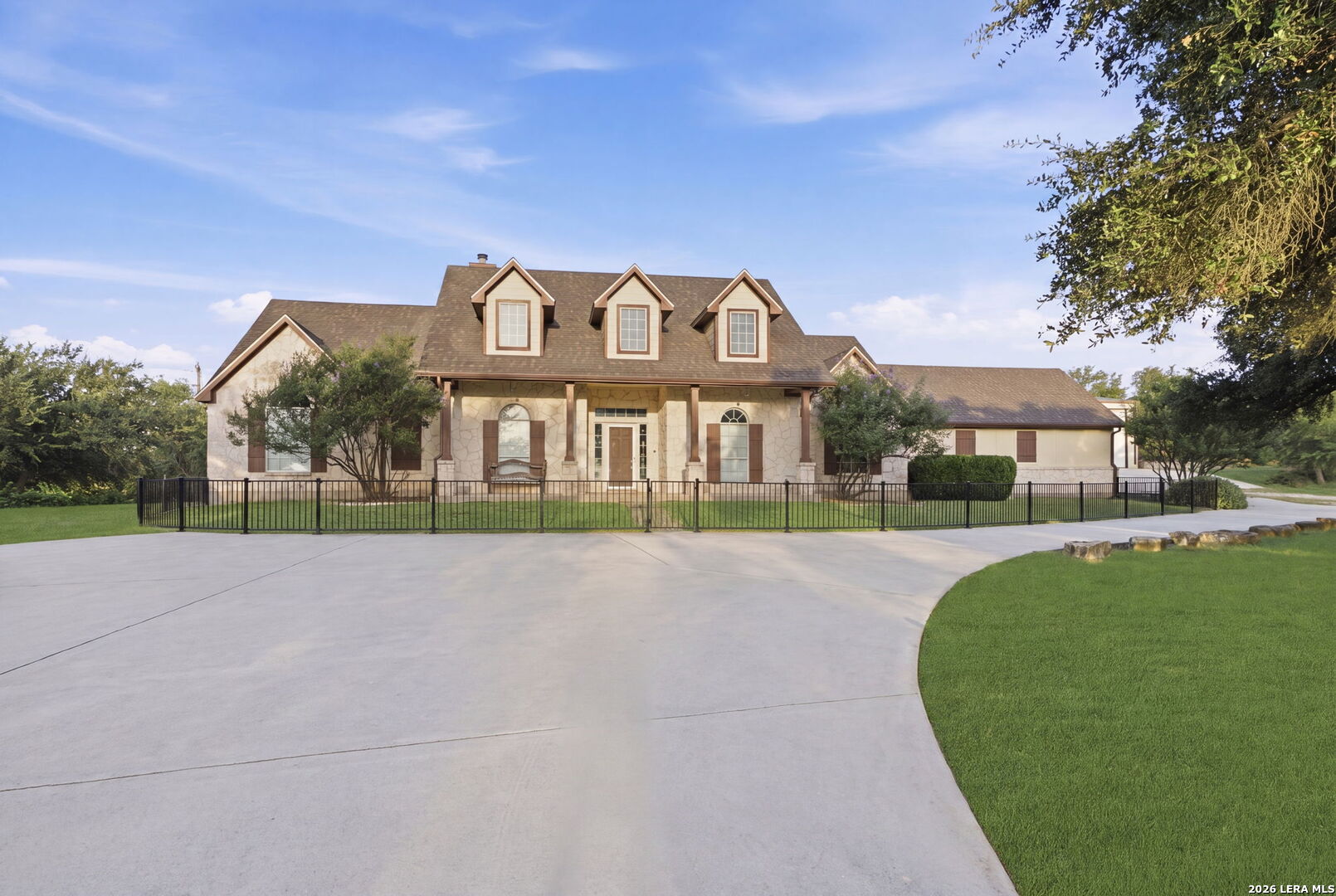 271 Rollin N Ranch Road Blanco TX 78606