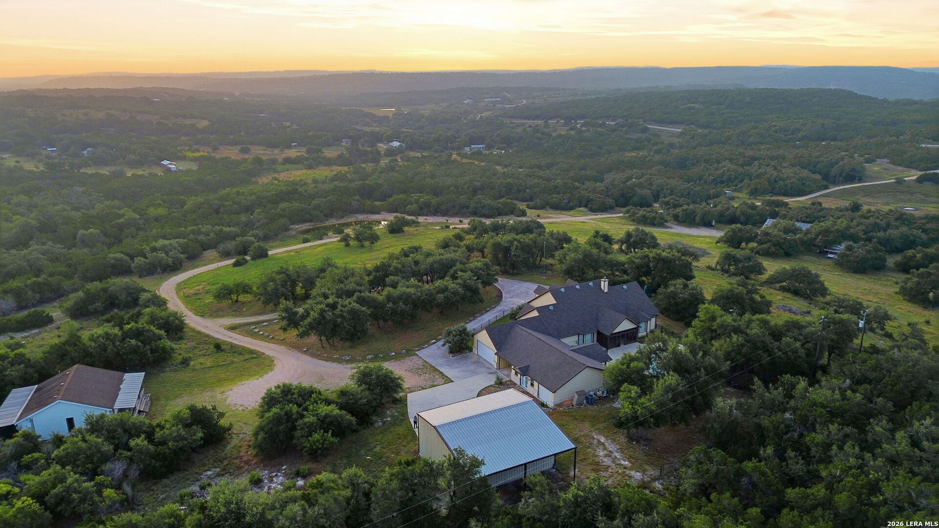 271 Rollin N Ranch Road Blanco TX 78606