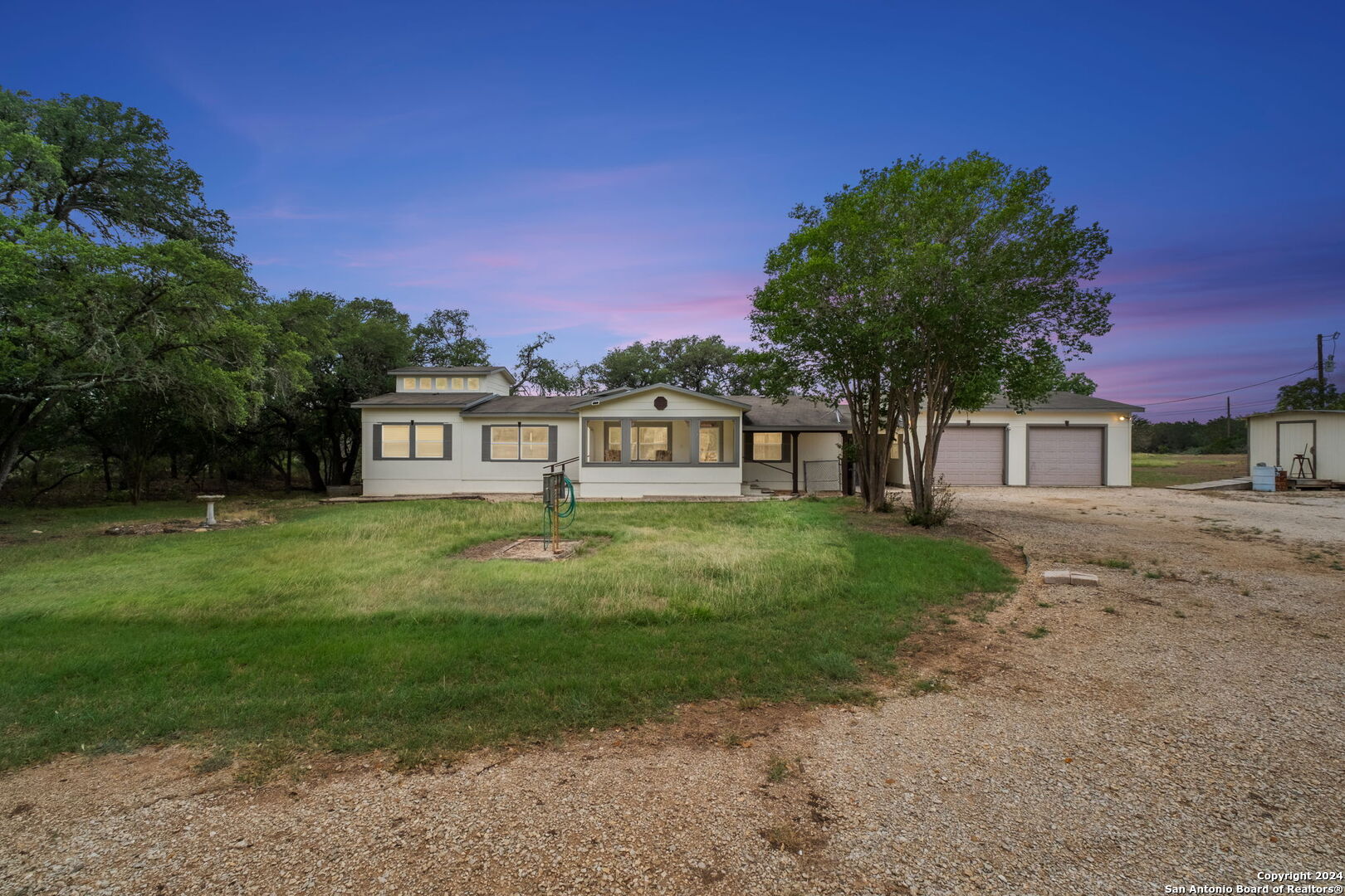 2921 County Road 251 Hondo TX 78861