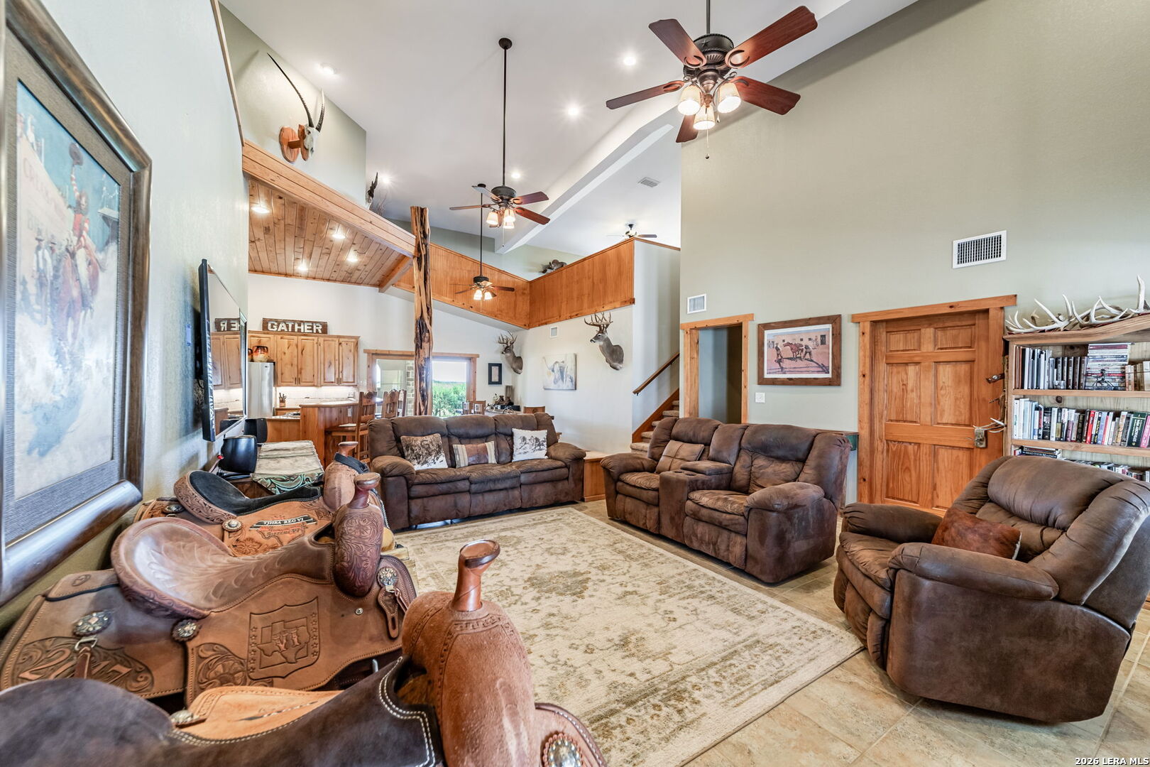548 Franklin Lane Yancey TX 78886