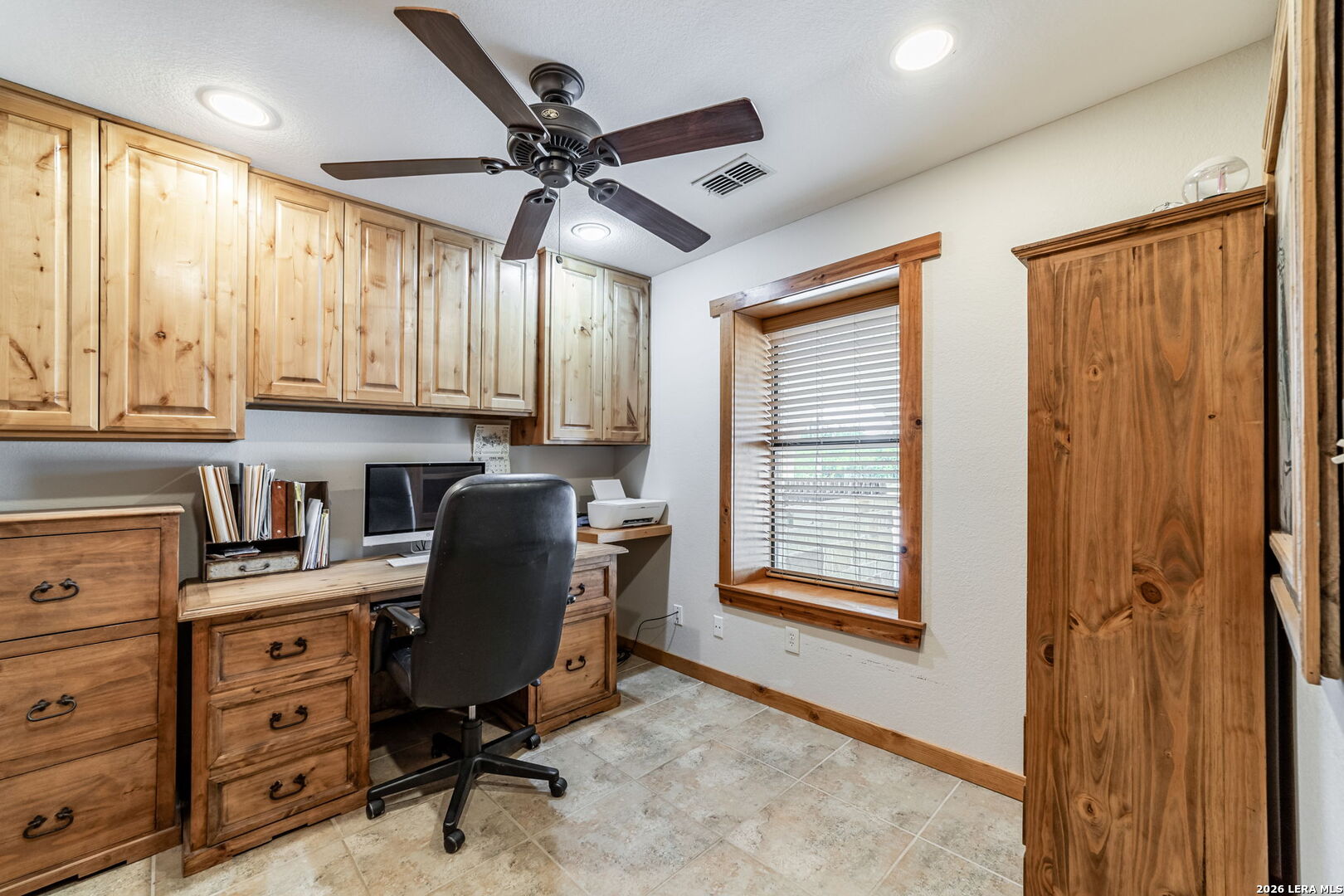 548 Franklin Lane Yancey TX 78886