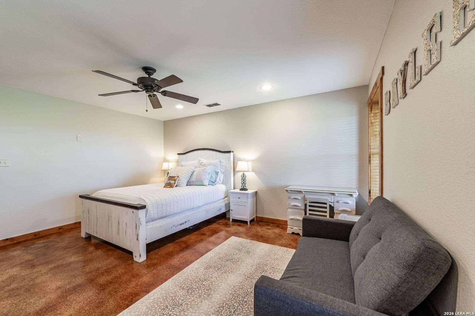 548 Franklin Lane Yancey TX 78886