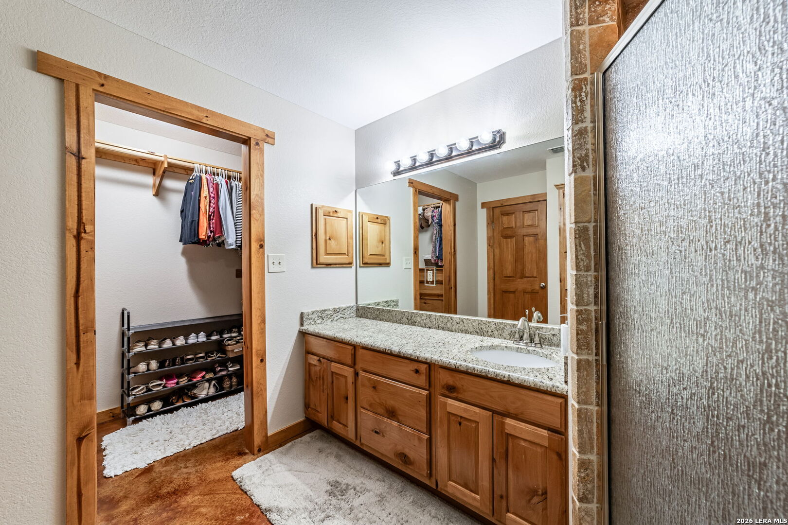 548 Franklin Lane Yancey TX 78886