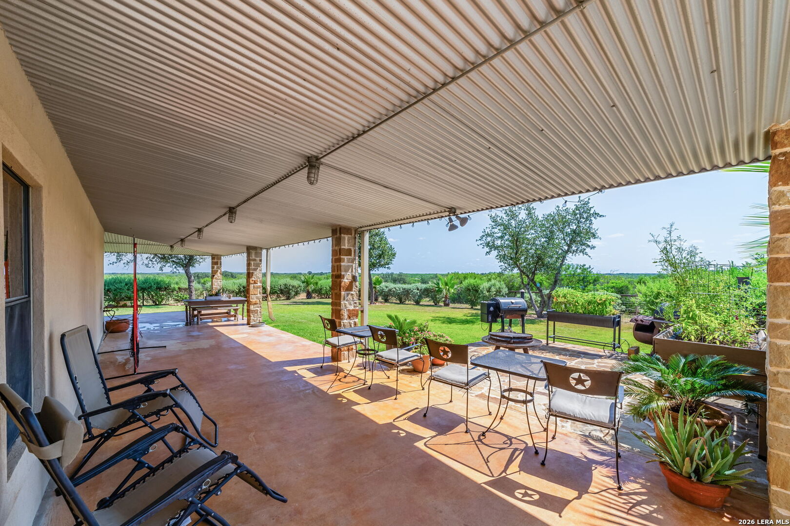 548 Franklin Lane Yancey TX 78886
