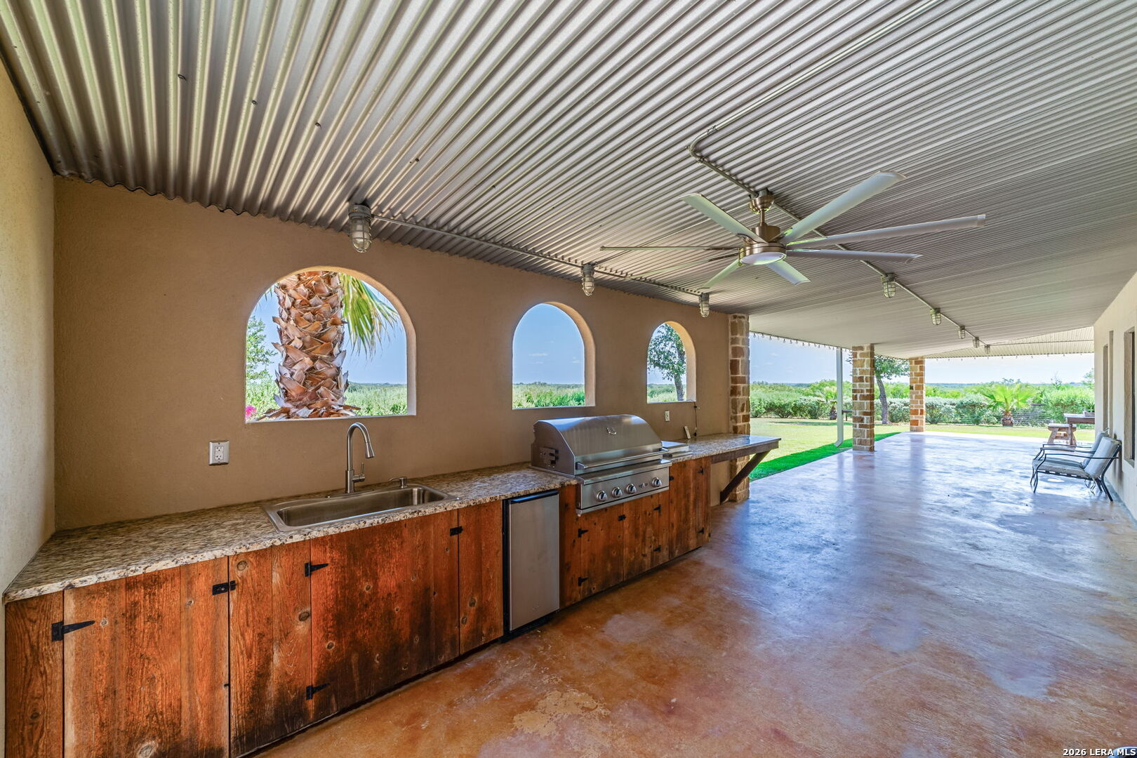 548 Franklin Lane Yancey TX 78886