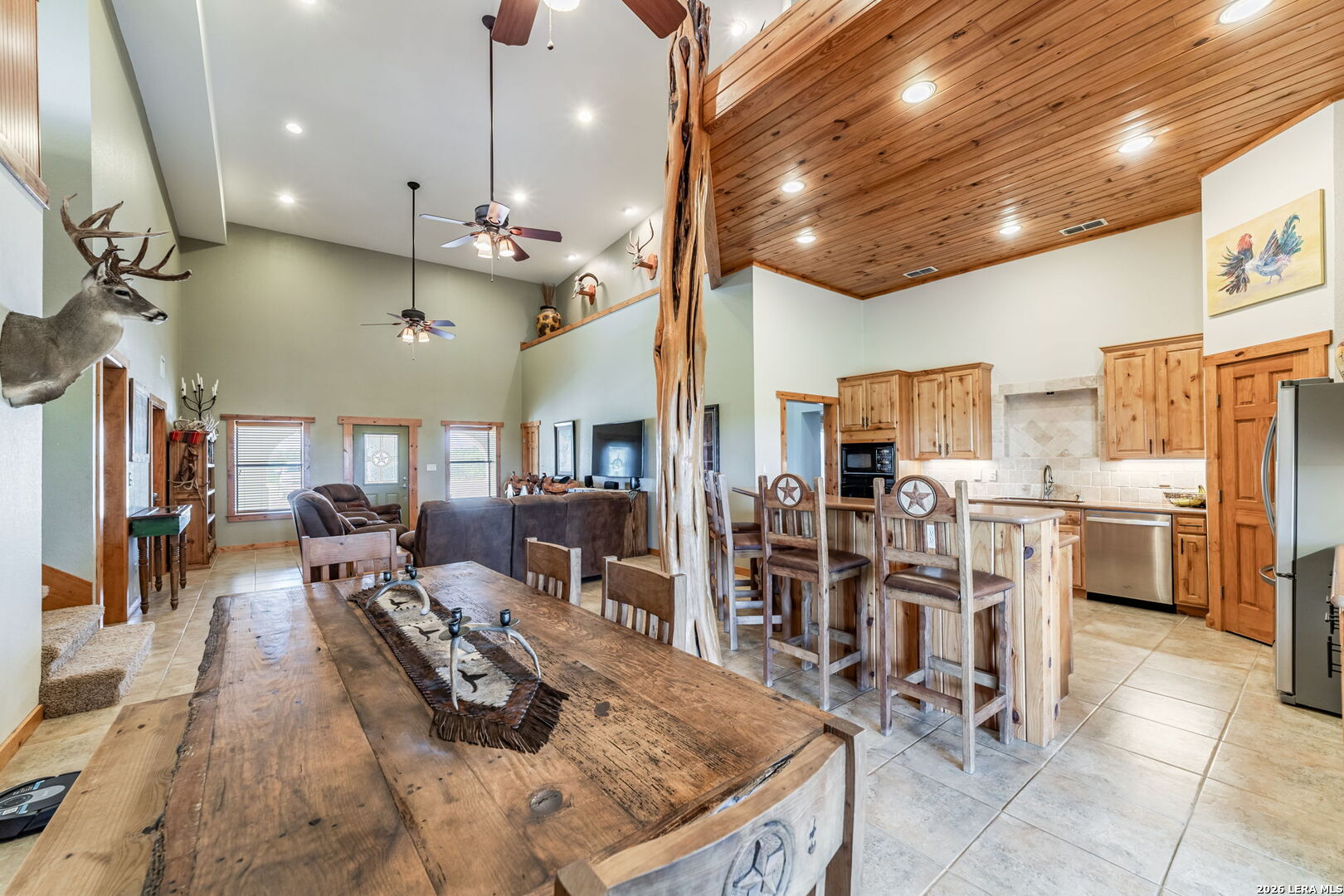 548 Franklin Lane Yancey TX 78886