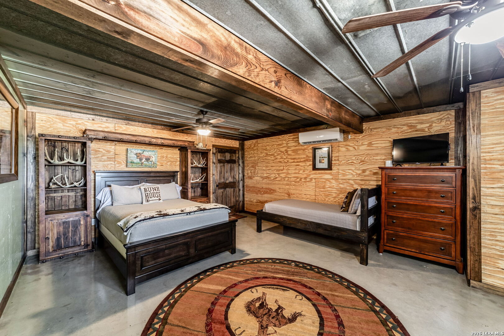 548 Franklin Lane Yancey TX 78886