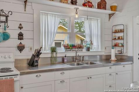 16547 E Gable Road St Hedwig TX 78152