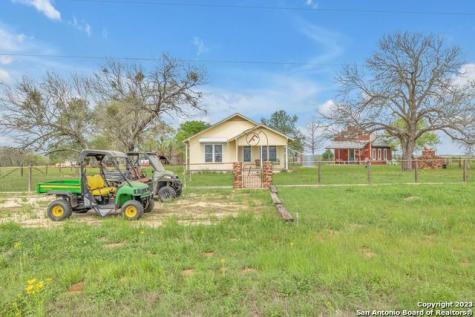 16547 E Gable Road St Hedwig TX 78152