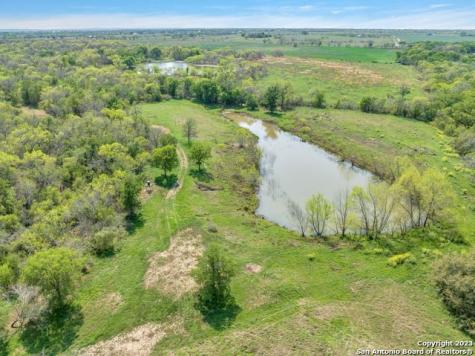 16547 E Gable Road St Hedwig TX 78152