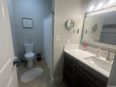 2379 County Road 185 Karnes City TX 78118