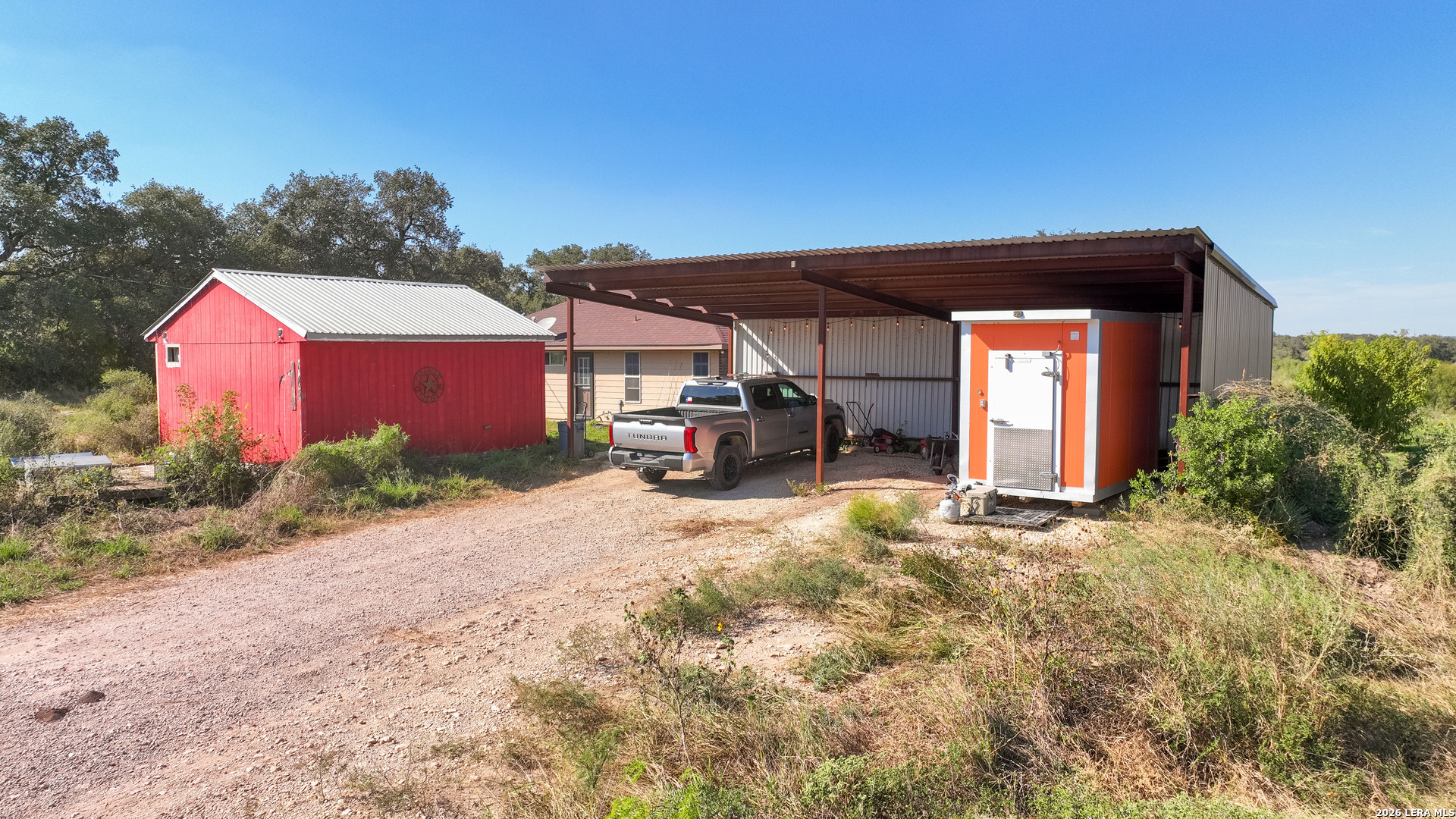 1405 County Road 251 Hondo TX 78861