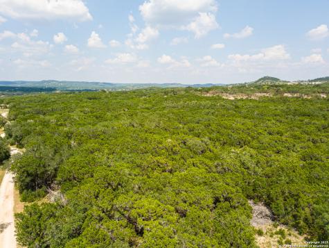 14618 S State Highway 16 Pipe Creek TX 78063