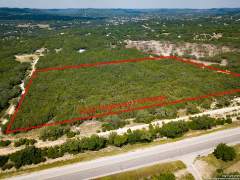 14618 S State Highway 16 Pipe Creek TX 78063