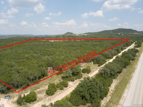 14618 S State Highway 16 Pipe Creek TX 78063