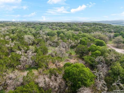 149 Bloodhound Sisterdale TX 78006