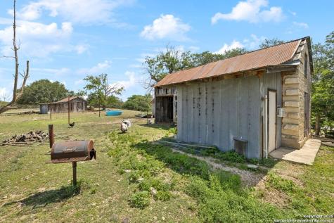 149 Bloodhound Sisterdale TX 78006