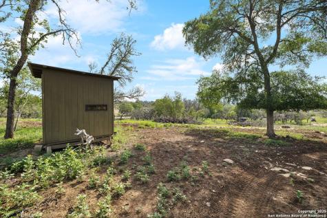 149 Bloodhound Sisterdale TX 78006