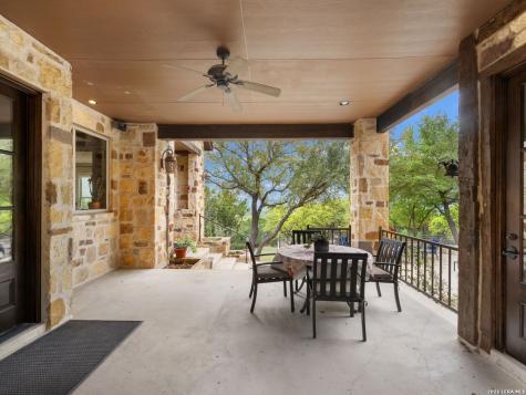 2717 B & R Road Utopia TX 78884