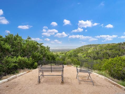 2717 B & R Road Utopia TX 78884