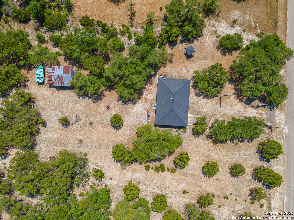 371 Lake Country Lakehills TX 78063