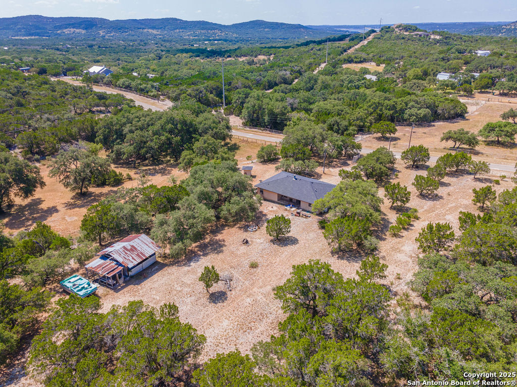 371 Lake Country Lakehills TX 78063