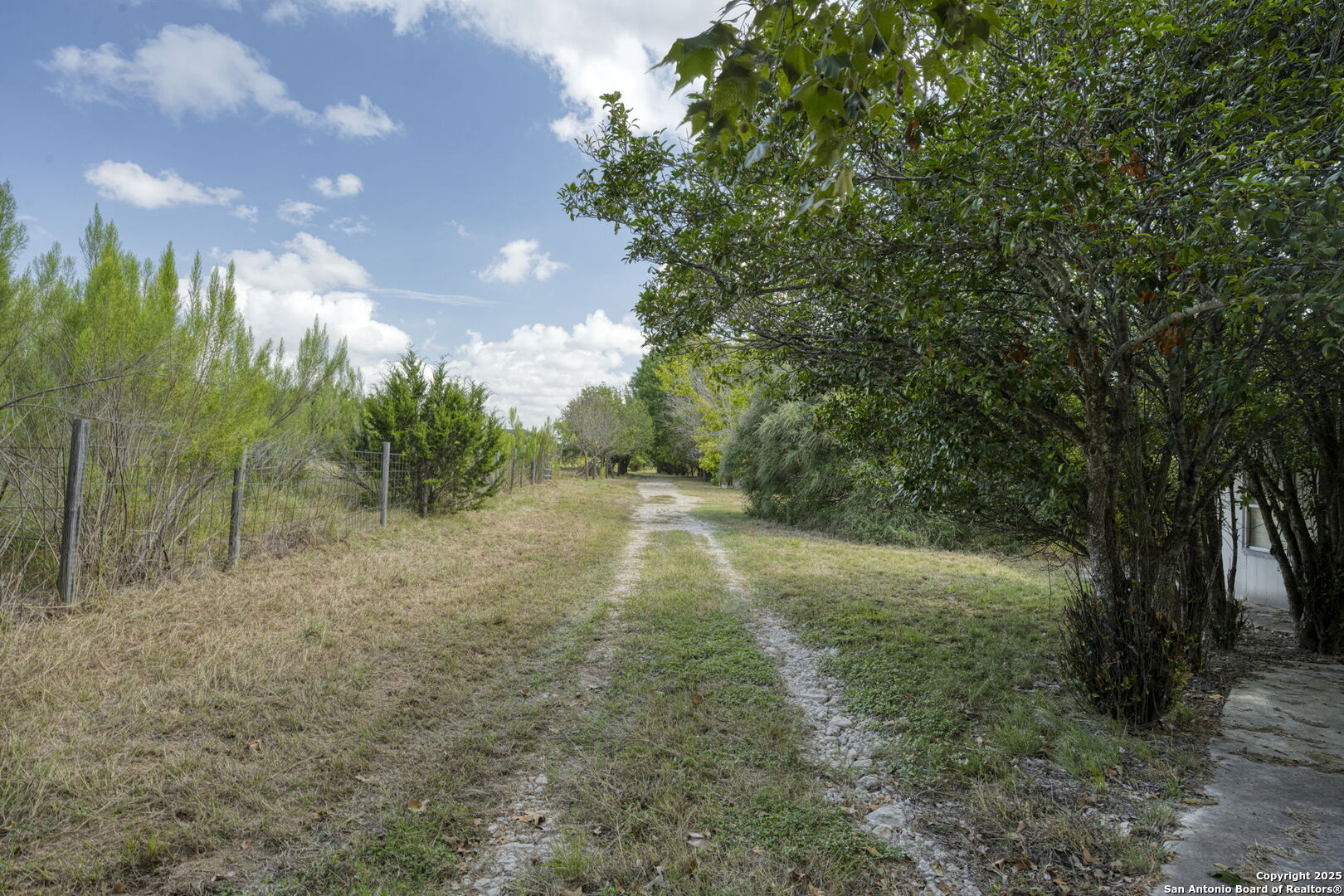 130B Peek Ranch Comfort TX 78013