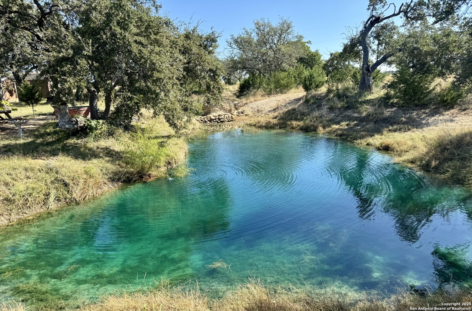 7213 Fm 3240 Bandera TX 78003