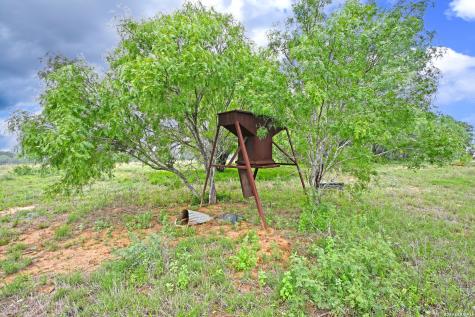 1335 N Gable Road St Hedwig TX 78152