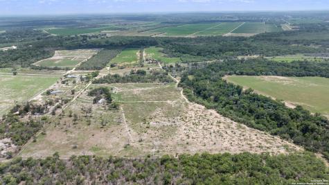 Tbd Cr 128 Floresville TX 78114