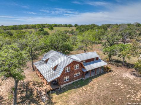 3165 Vivroux Ranch Road Seguin TX 78155