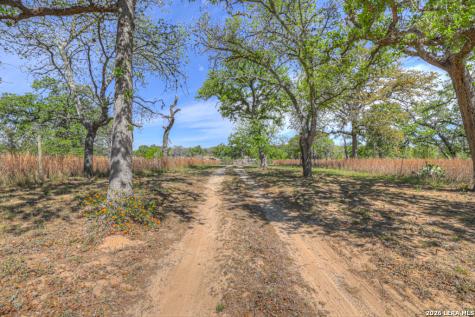 3165 Vivroux Ranch Road Seguin TX 78155