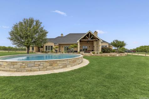 15901 Fm 2402 Paint Rock TX 76866