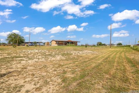 18434 Fm 471 Natalia TX 78059