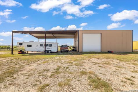 18434 Fm 471 Natalia TX 78059