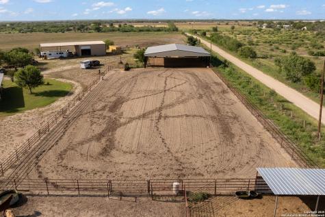 18434 Fm 471 Natalia TX 78059