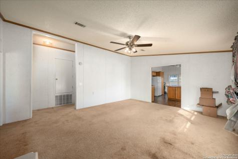 14858 Fm 1322 Luling TX 78648