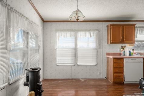 14858 Fm 1322 Luling TX 78648