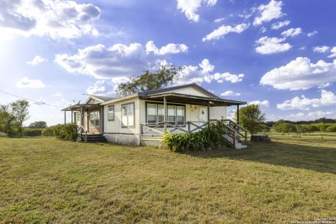 14858 Fm 1322 Luling TX 78648