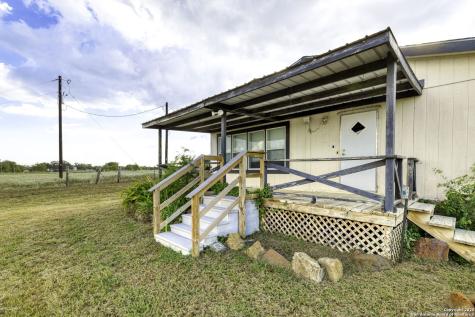 14858 Fm 1322 Luling TX 78648