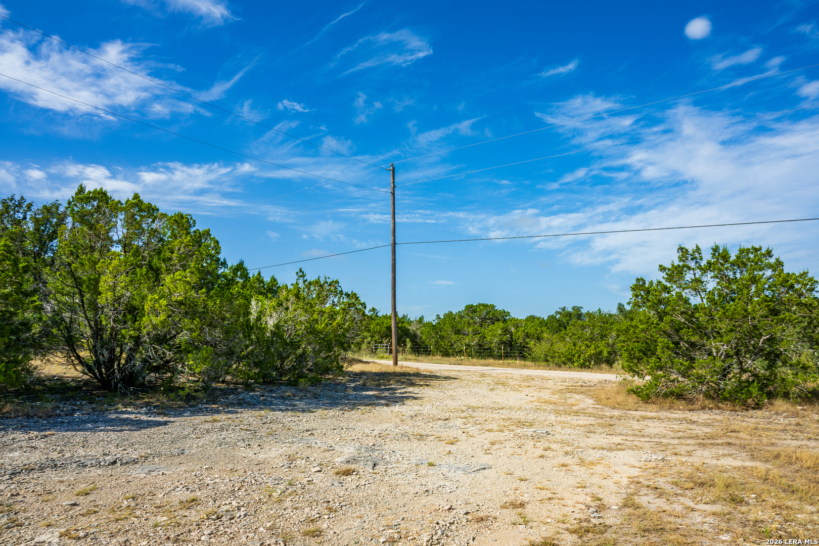 1850 Pr 2331 Hondo TX 78861