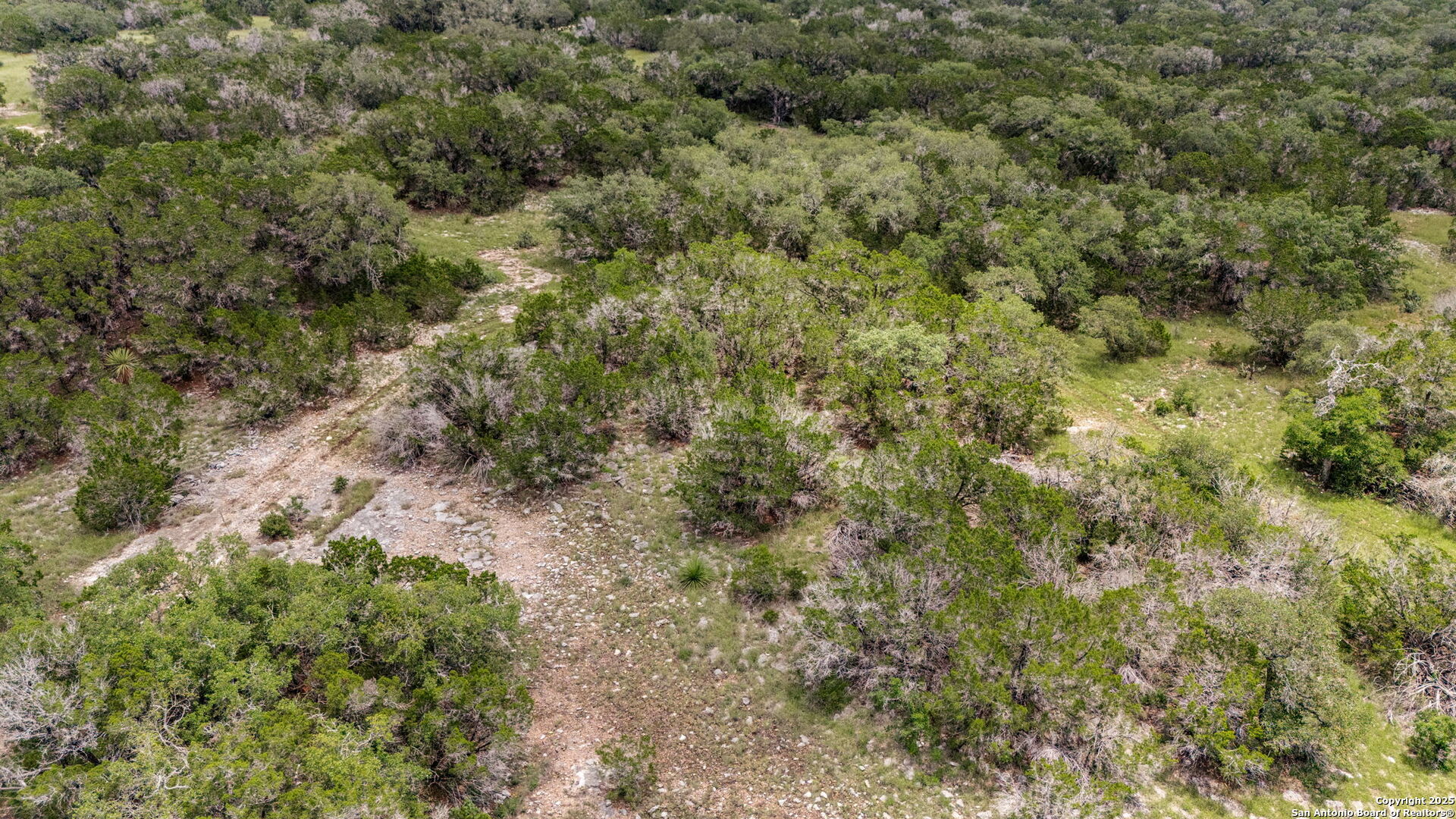 4603 County Road 251 Hondo TX 78861