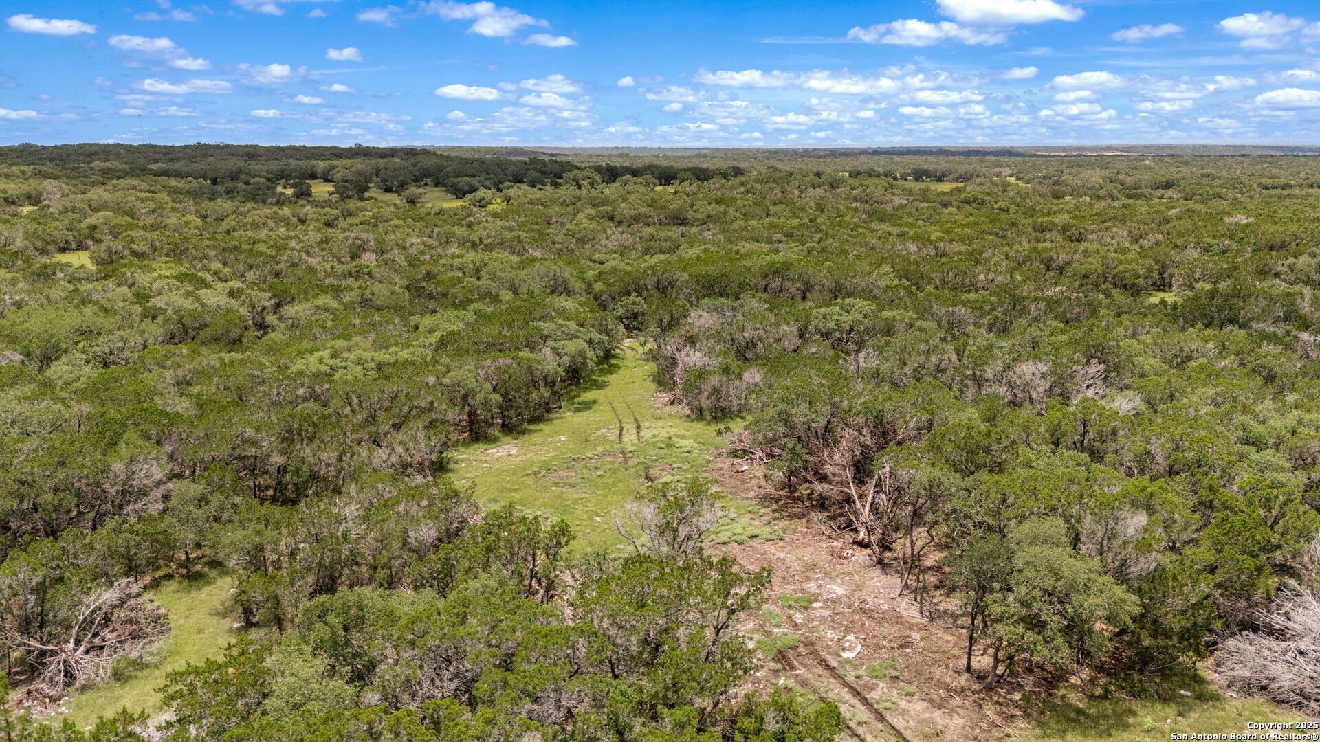 4603 County Road 251 Hondo TX 78861