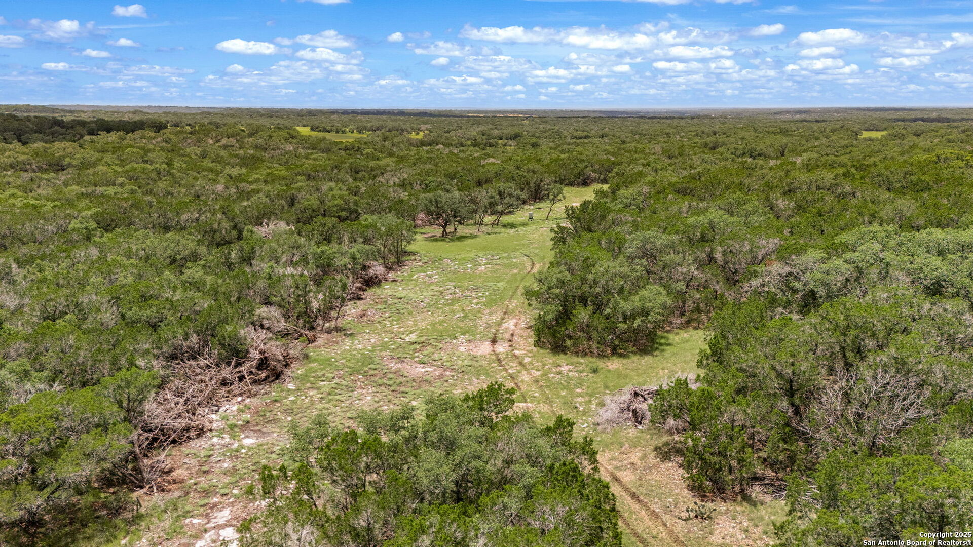 4603 County Road 251 Hondo TX 78861