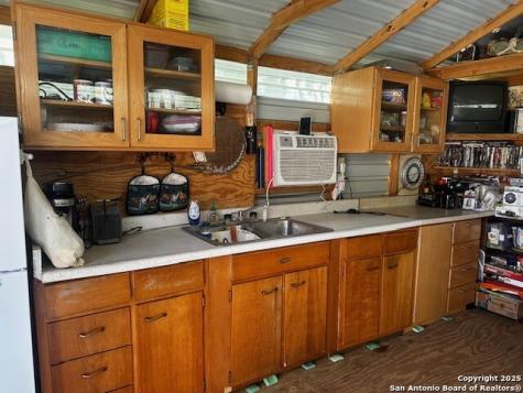 698 N Kahn Rio Frio TX 78879