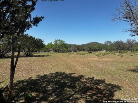 698 N Kahn Rio Frio TX 78879