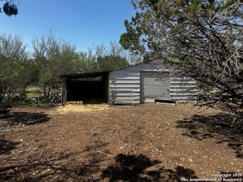 698 N Kahn Rio Frio TX 78879